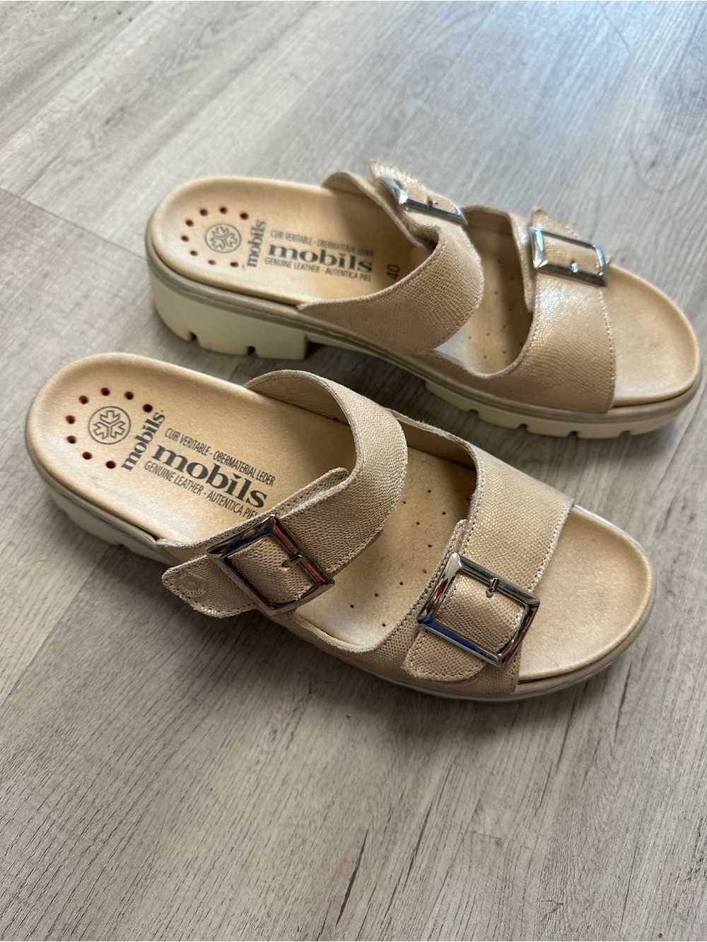 Mephisto Beige Leather Dual-Buckle Comfort Sandal - Picture 2 of 7
